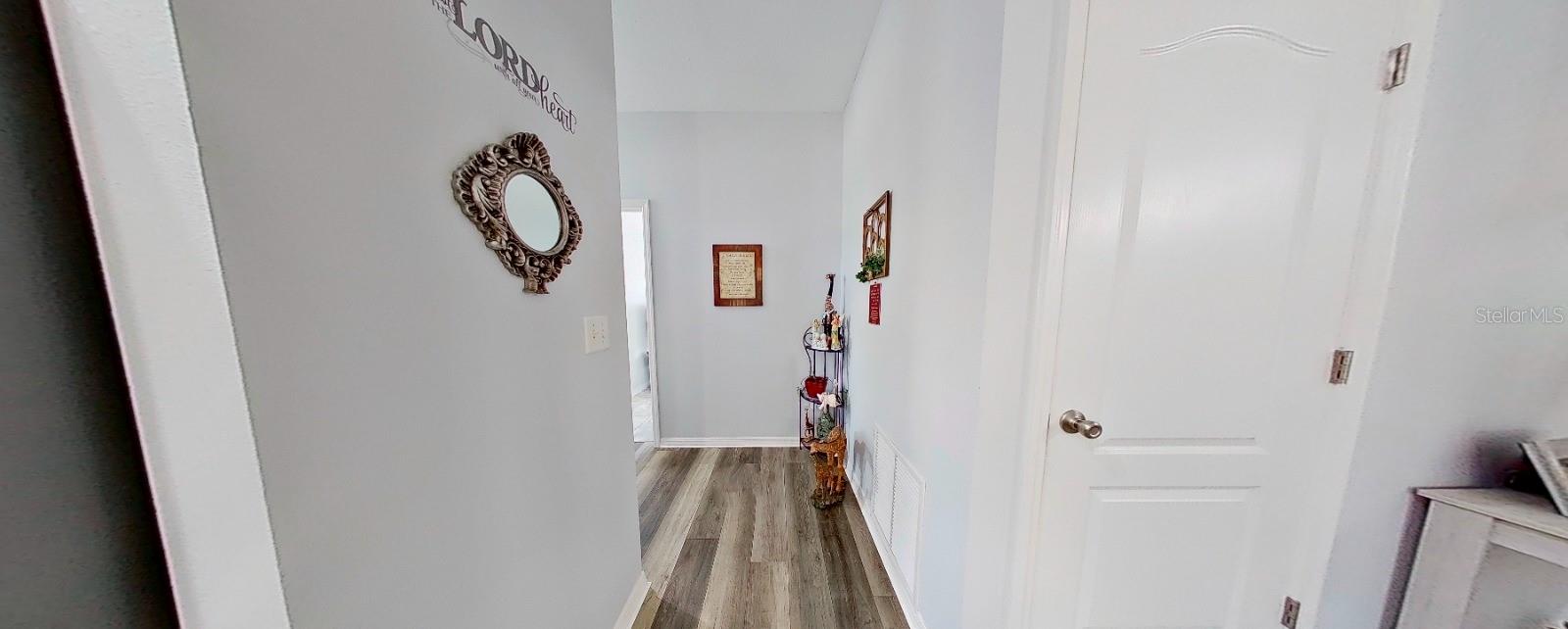 Image 13 of 19 For 1773 Barton Towne Circle