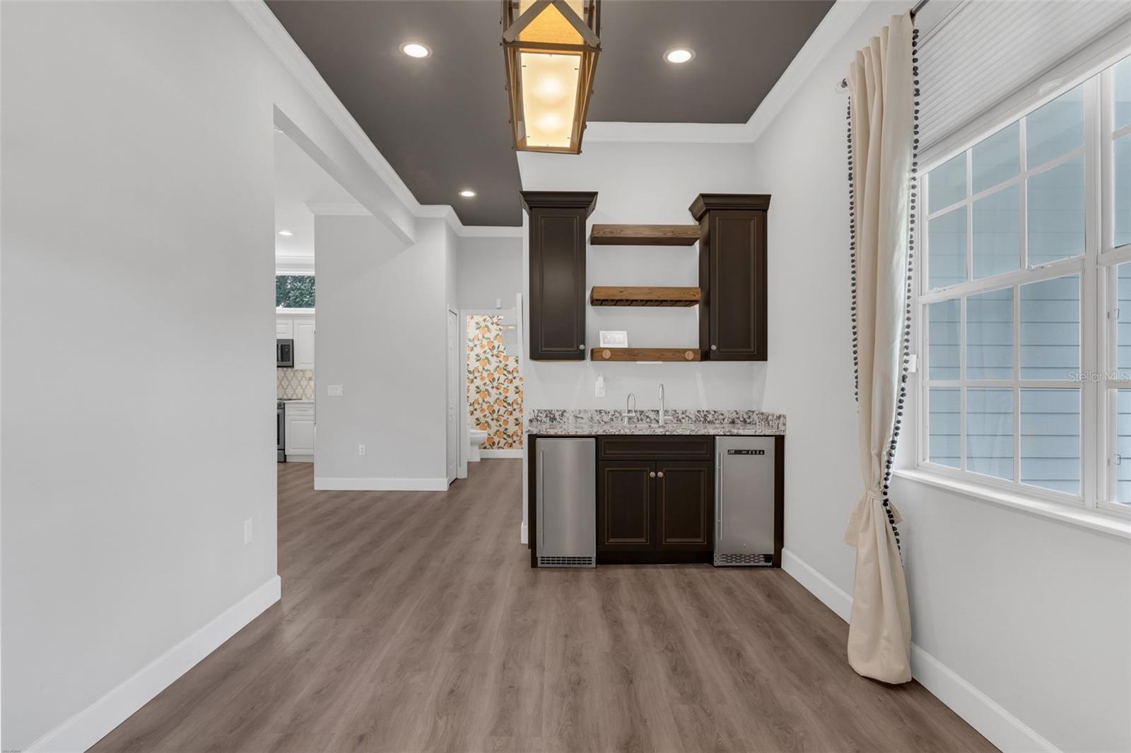 Image 15 of 71 For 436 Valley View Drive