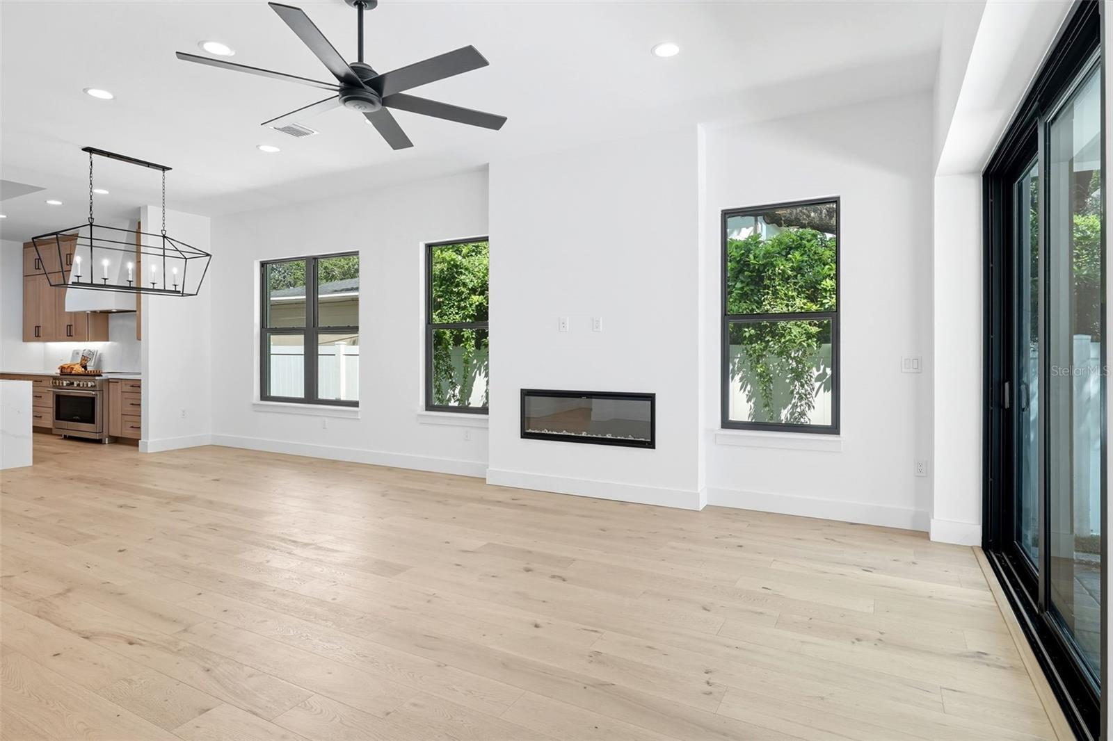 Image 10 of 46 For 3111 Oberlin Avenue