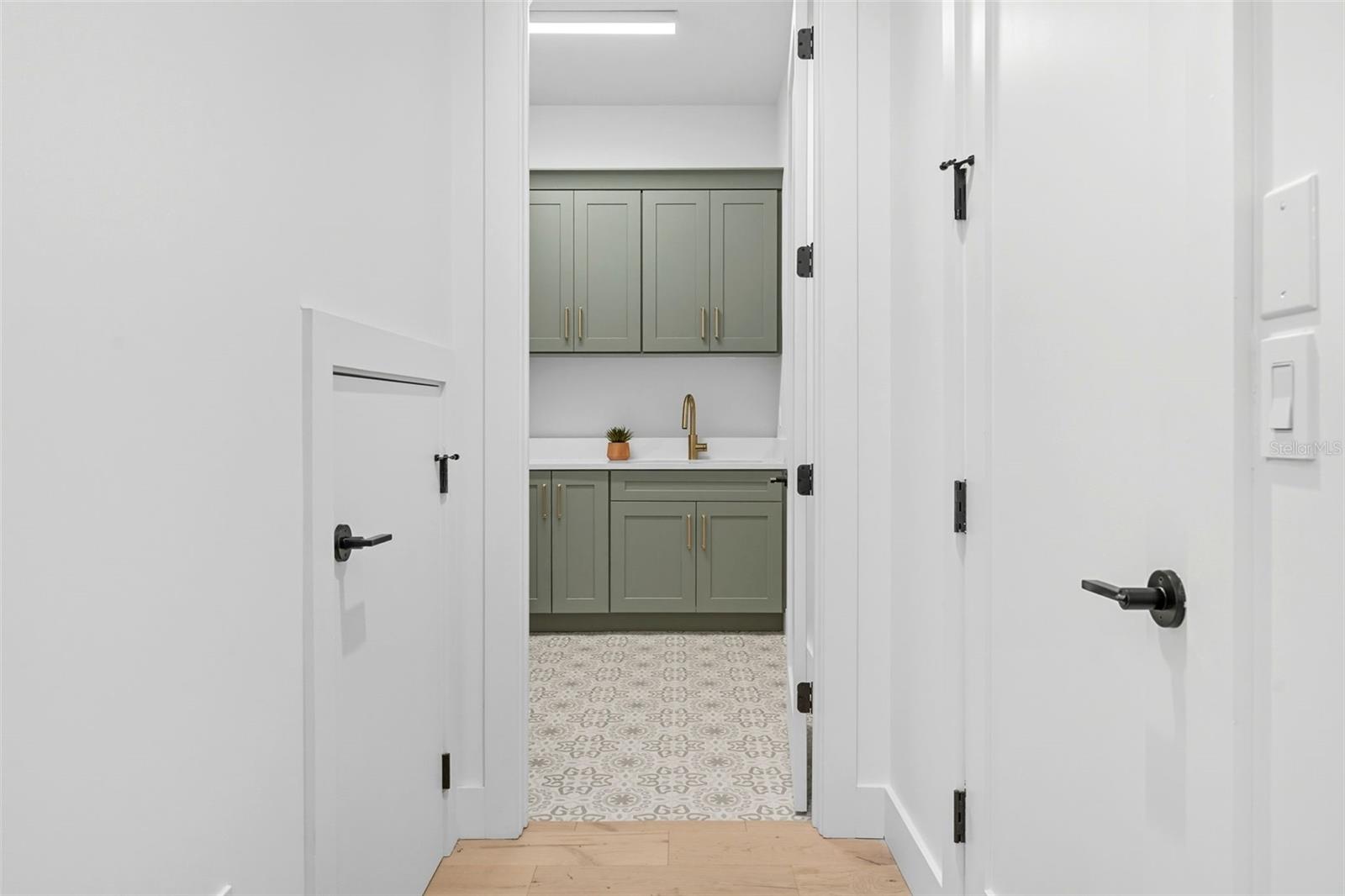 Image 33 of 46 For 3111 Oberlin Avenue