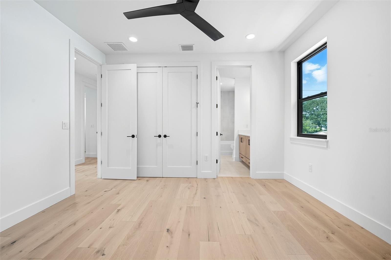 Image 36 of 46 For 3111 Oberlin Avenue