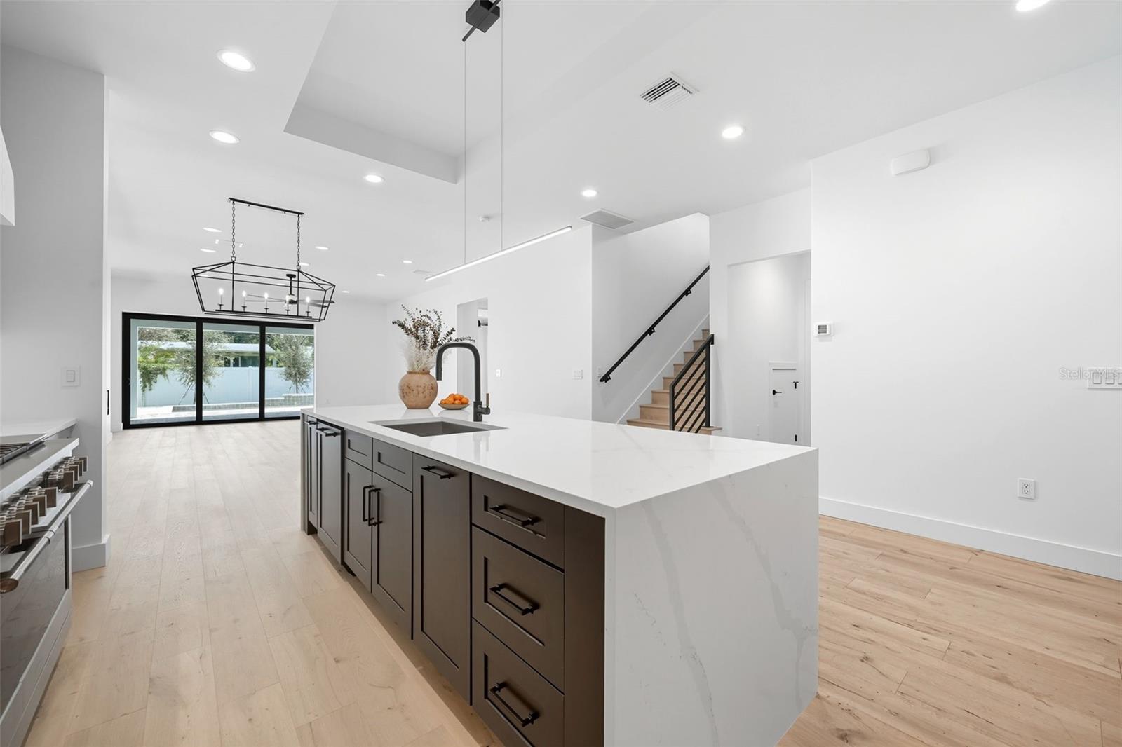 Image 6 of 46 For 3111 Oberlin Avenue