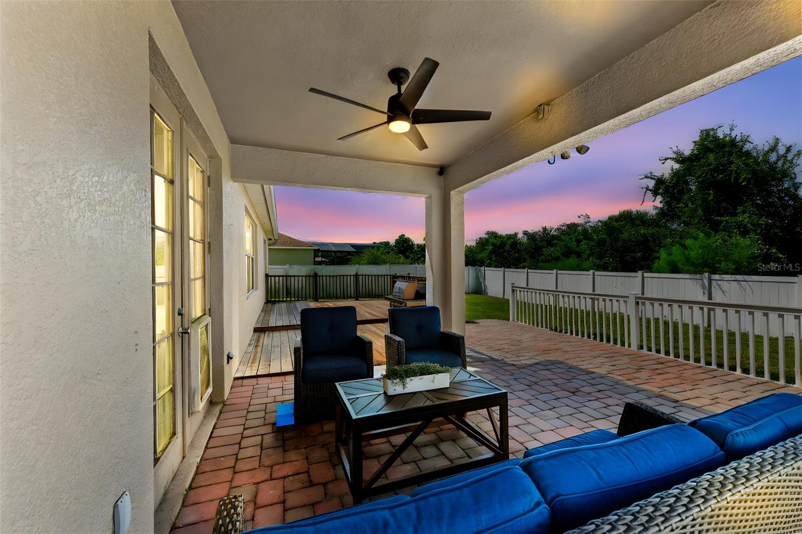 Image 15 of 40 For 3410 Waterfront Drive