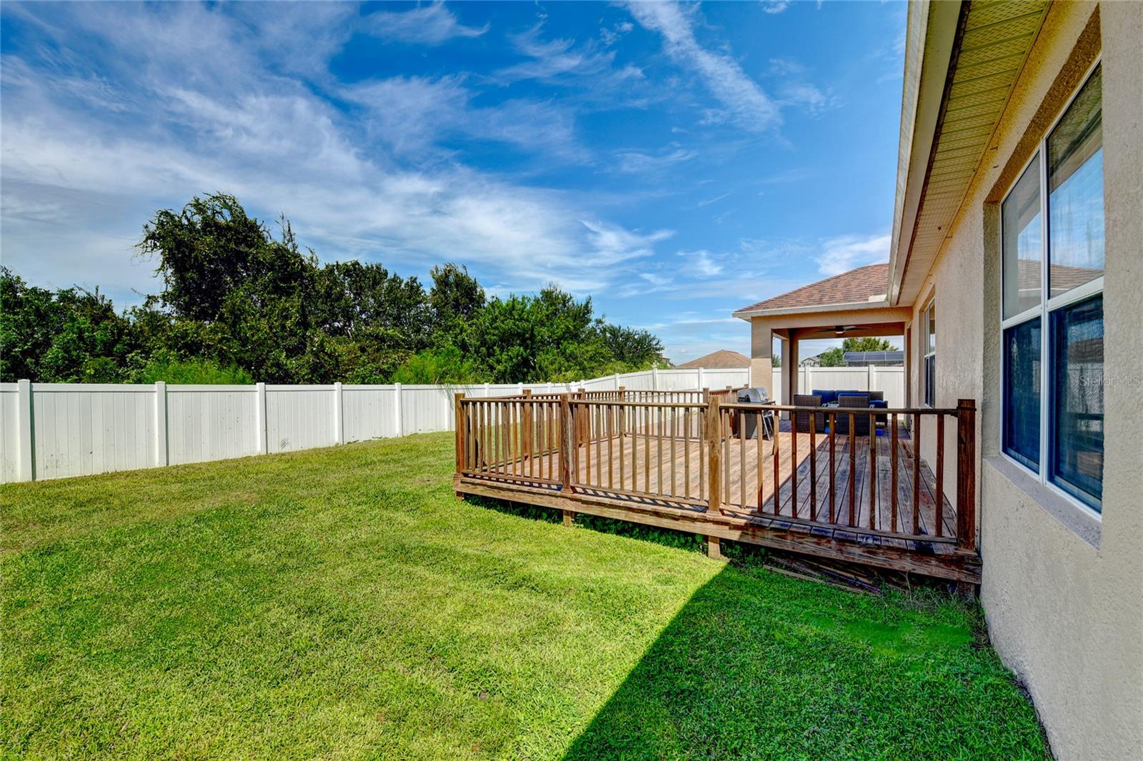 Image 4 of 40 For 3410 Waterfront Drive