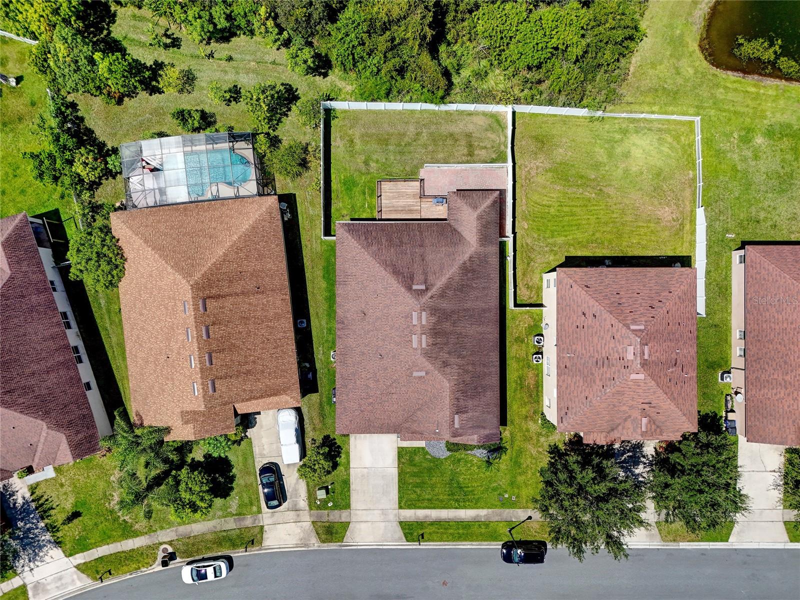 Image 8 of 40 For 3410 Waterfront Drive