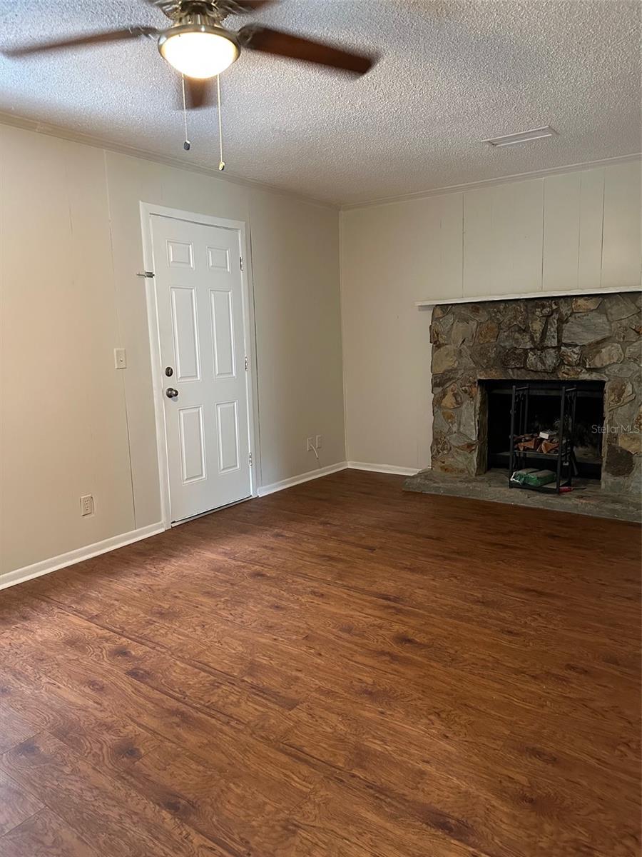 Image 6 of 15 For 1415 53 Er Street