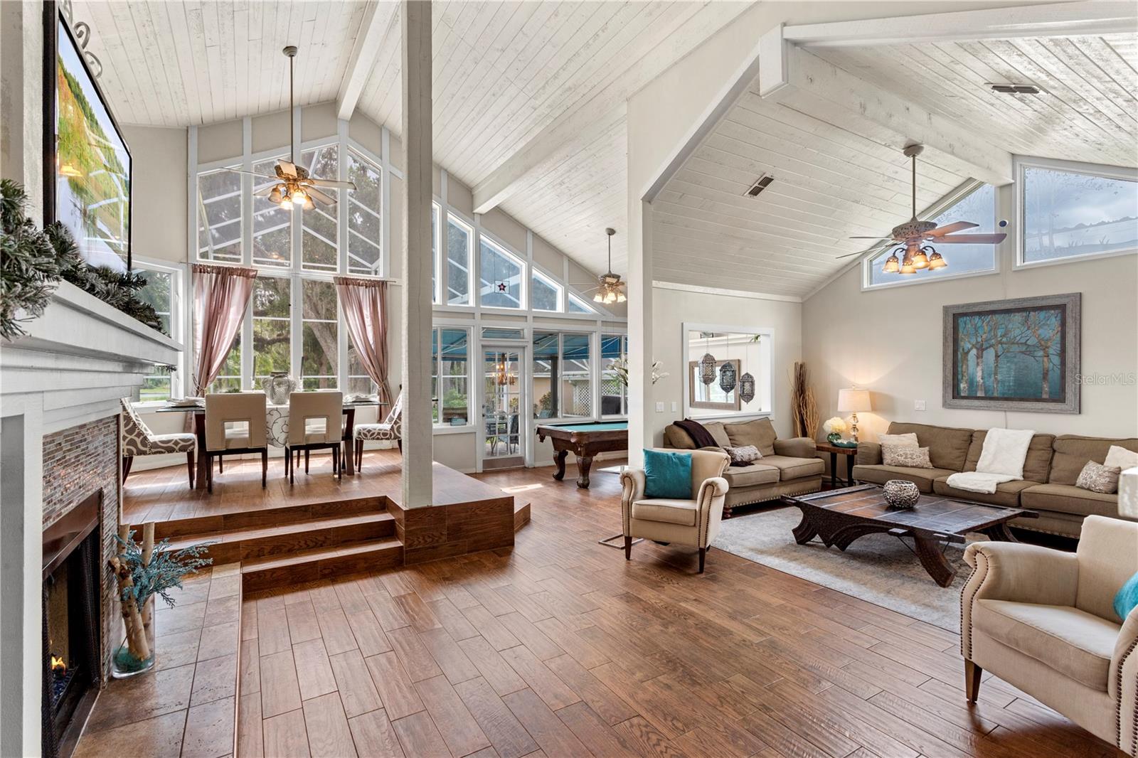 Image 13 of 47 For 4574 Sailbreeze Court