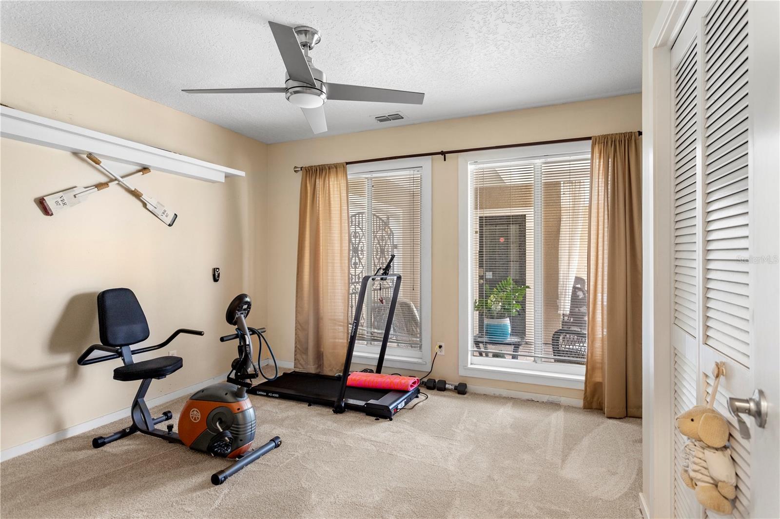 Image 32 of 47 For 4574 Sailbreeze Court
