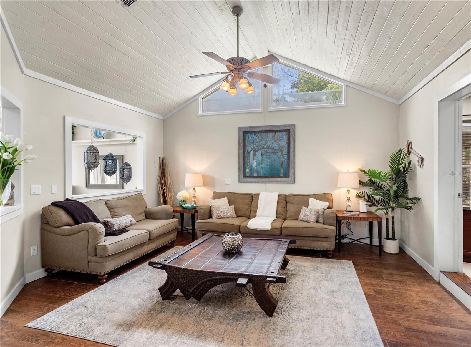 Image 6 of 47 For 4574 Sailbreeze Court