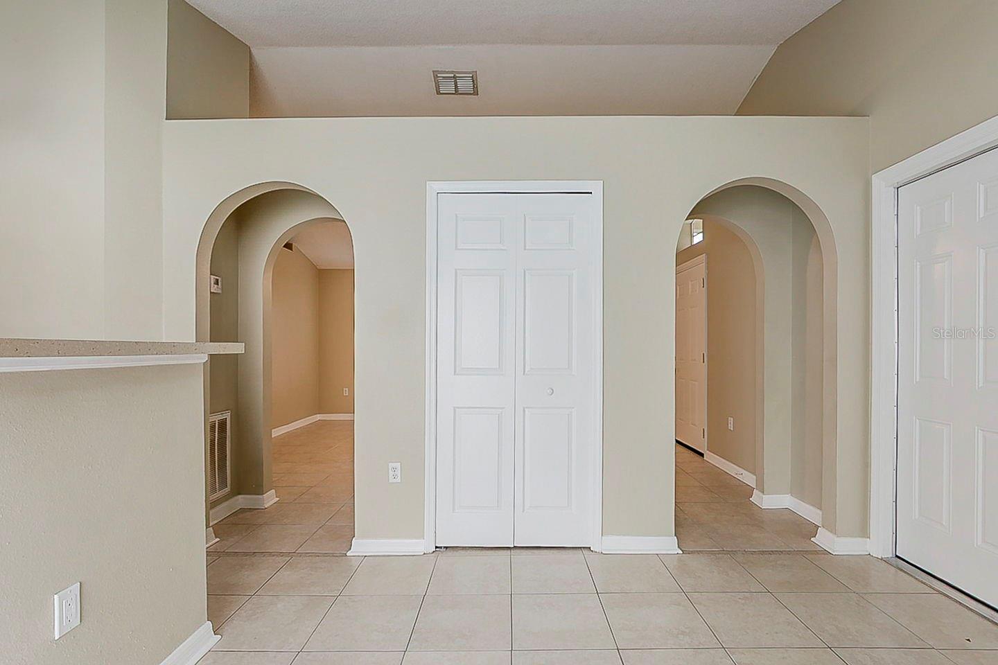 Image 7 of 29 For 13826 Gentle Woods Avenue