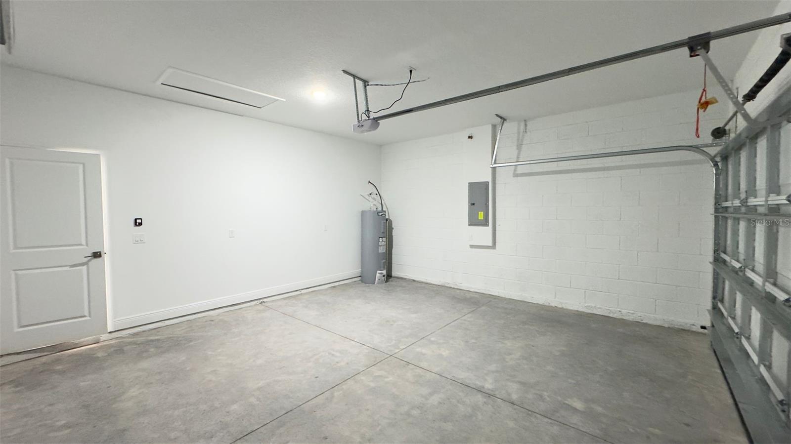 Listing photo id 22 for 5902 Darlington Drive