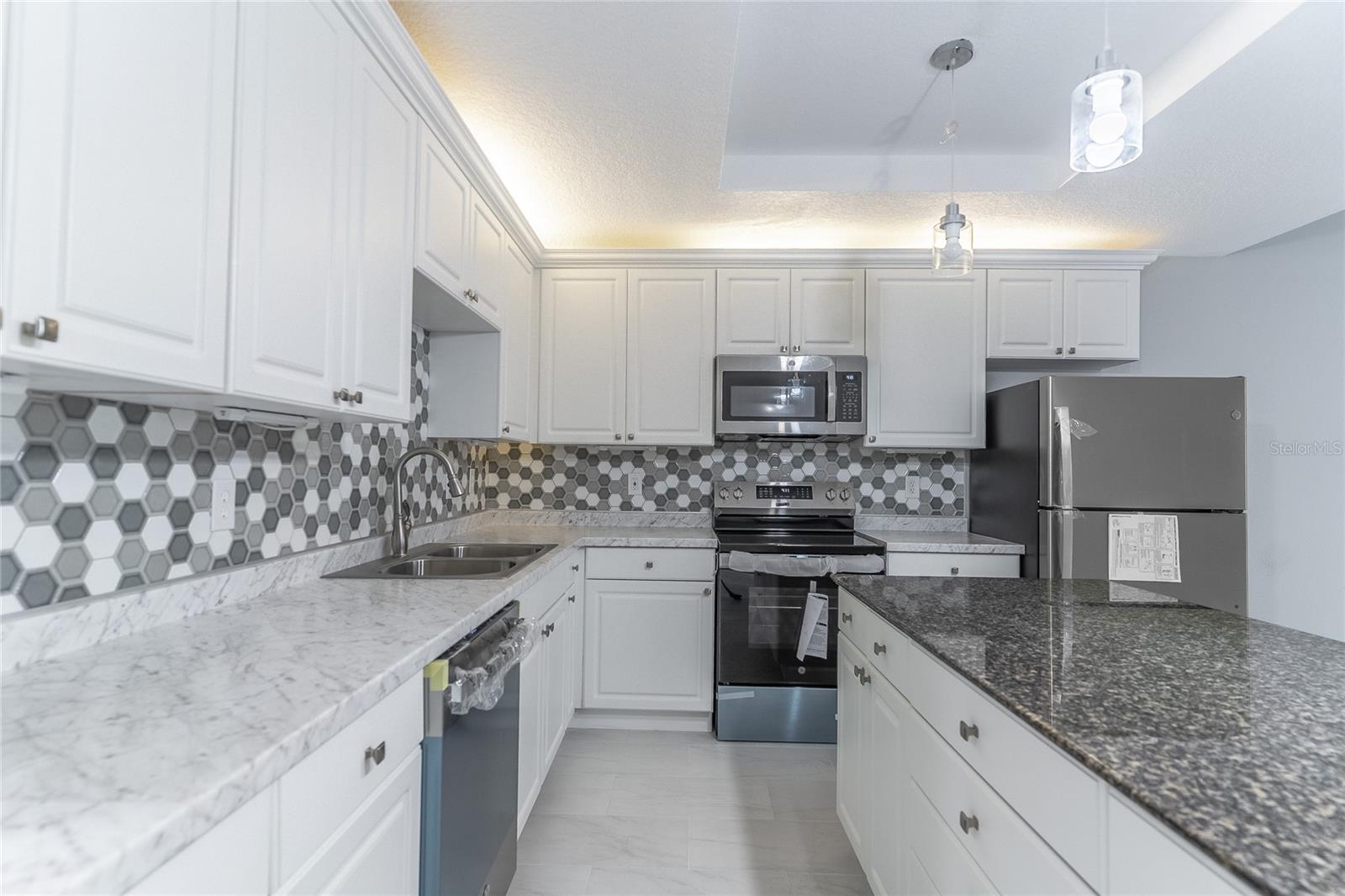 Image 11 of 39 For 2045 Grand Oak Drive