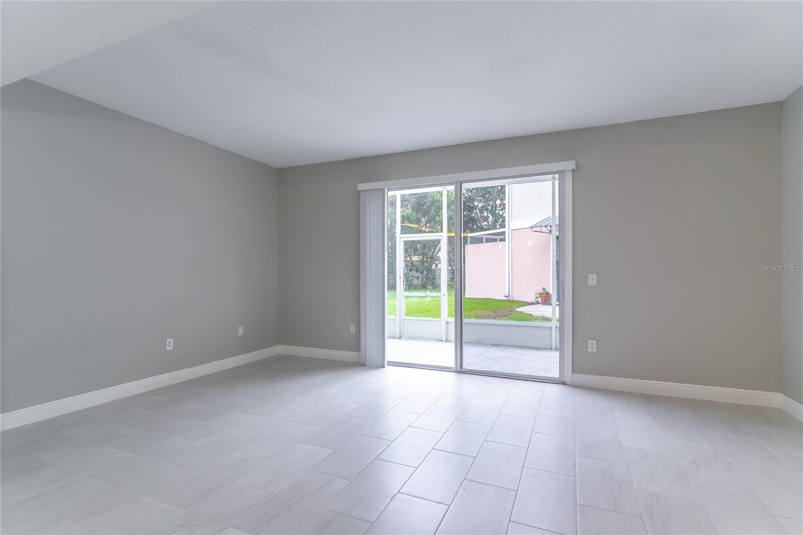 Image 13 of 39 For 2045 Grand Oak Drive