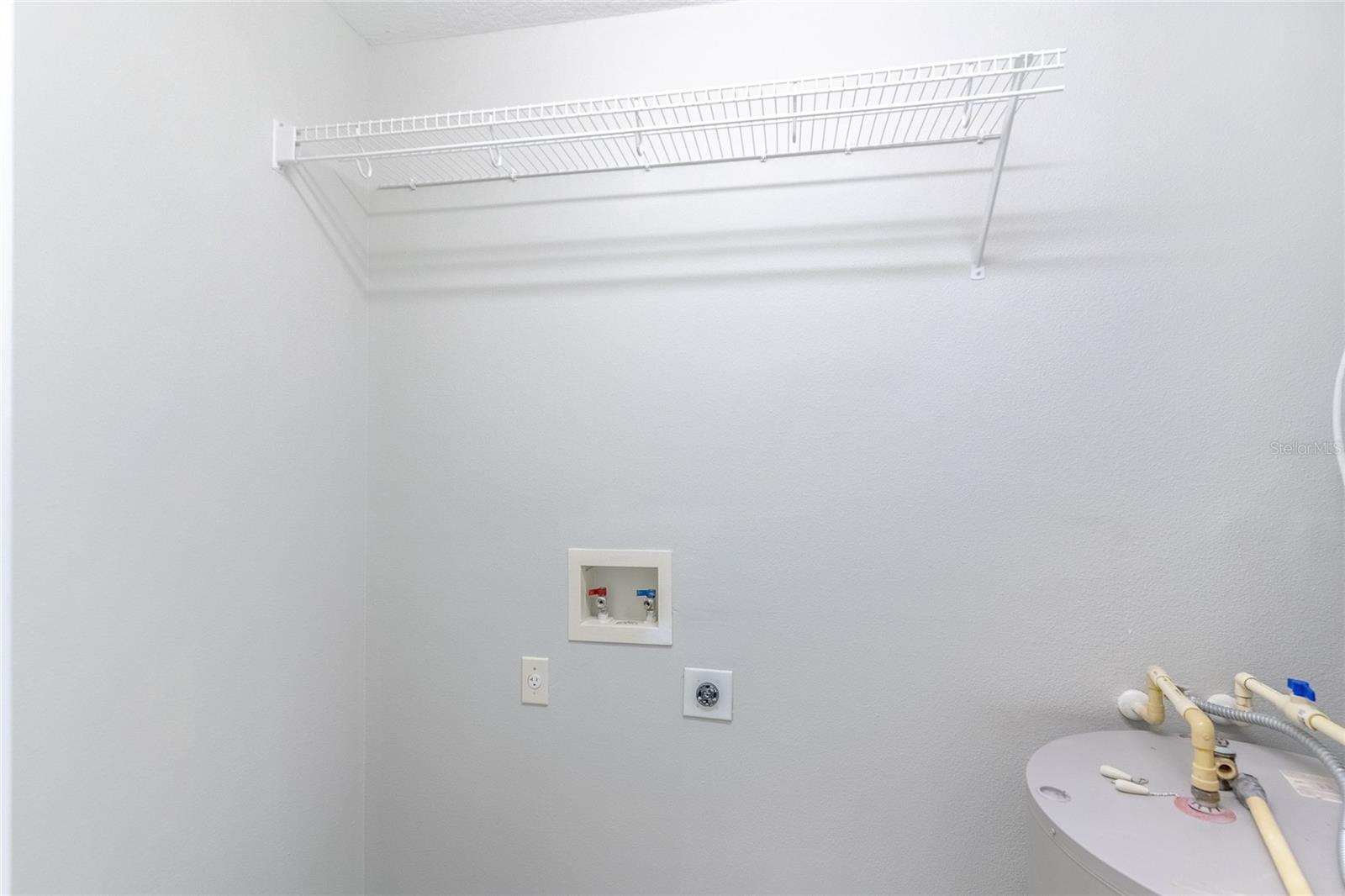 Image 18 of 39 For 2045 Grand Oak Drive