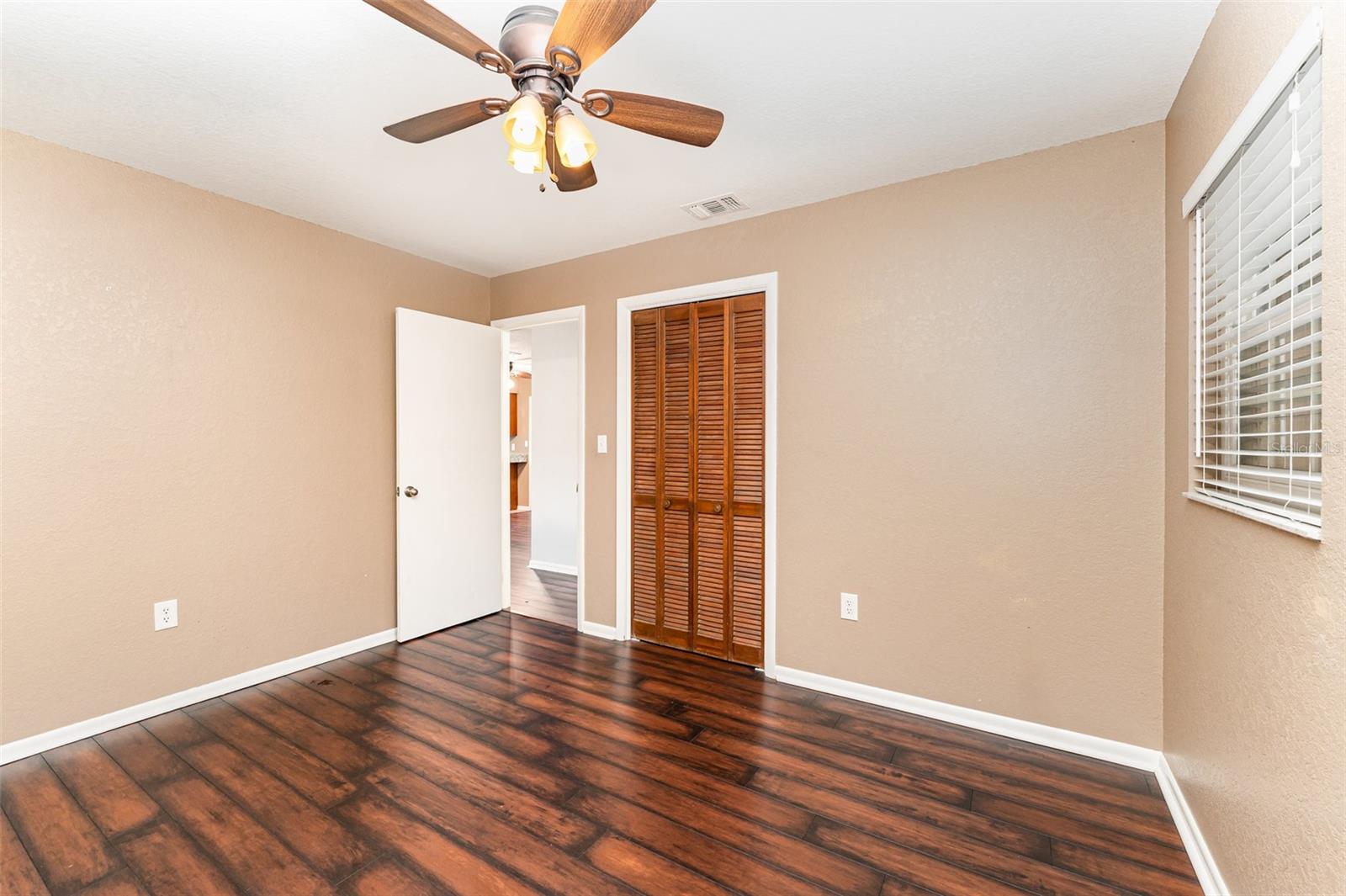 Image 14 of 25 For 6204 Sweetwater Drive E