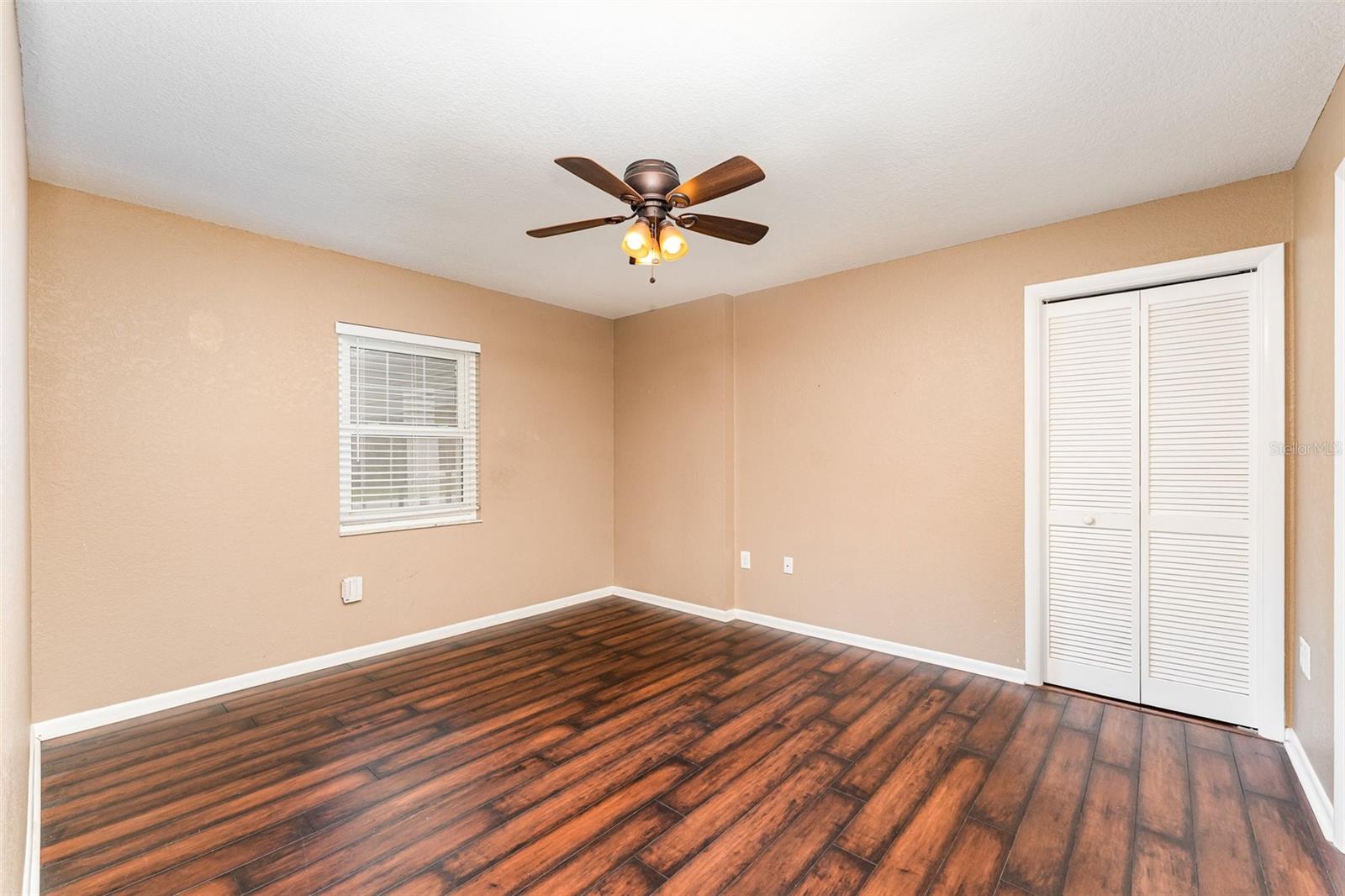 Image 15 of 25 For 6204 Sweetwater Drive E