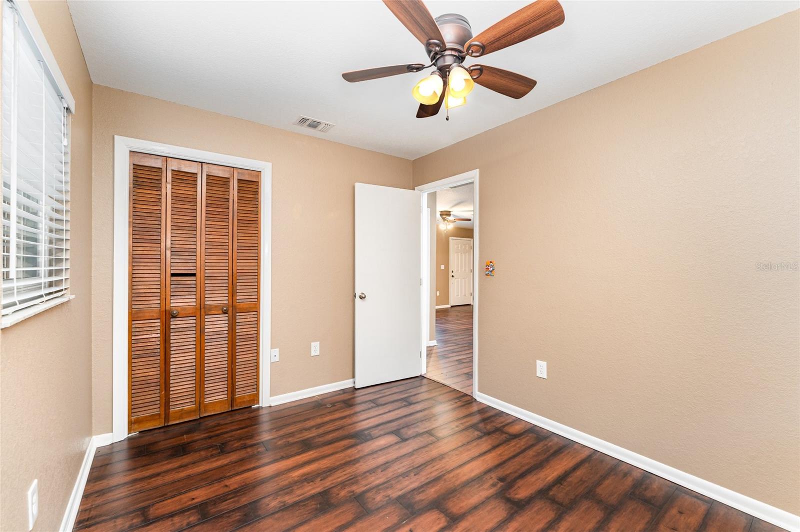 Image 16 of 25 For 6204 Sweetwater Drive E