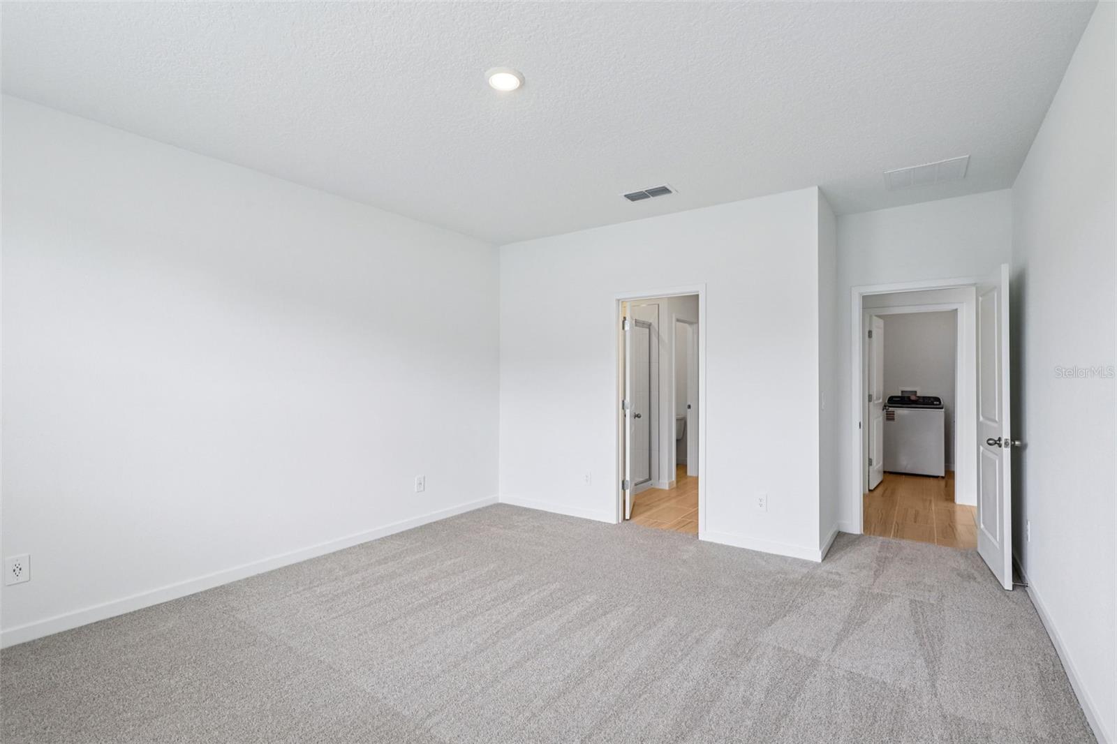 Image 18 of 32 For 49 Wandering Creek Way