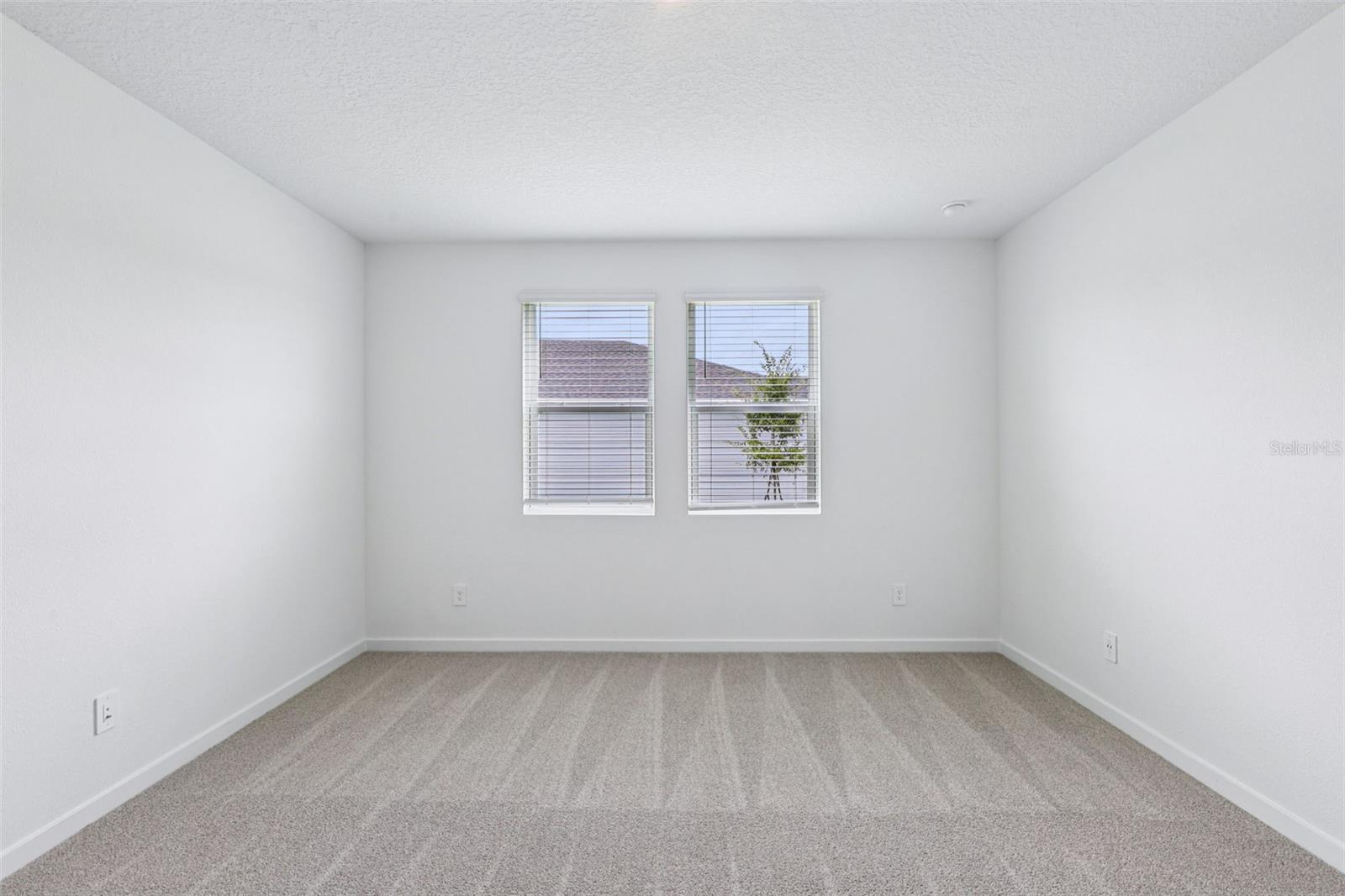 Image 21 of 32 For 49 Wandering Creek Way