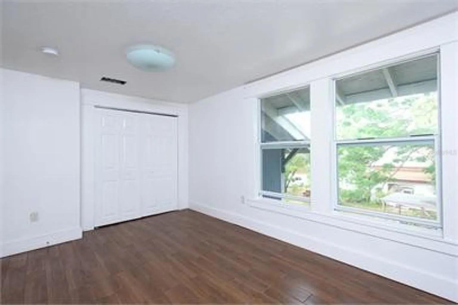 Image 14 of 25 For 713 Newport Avenue C