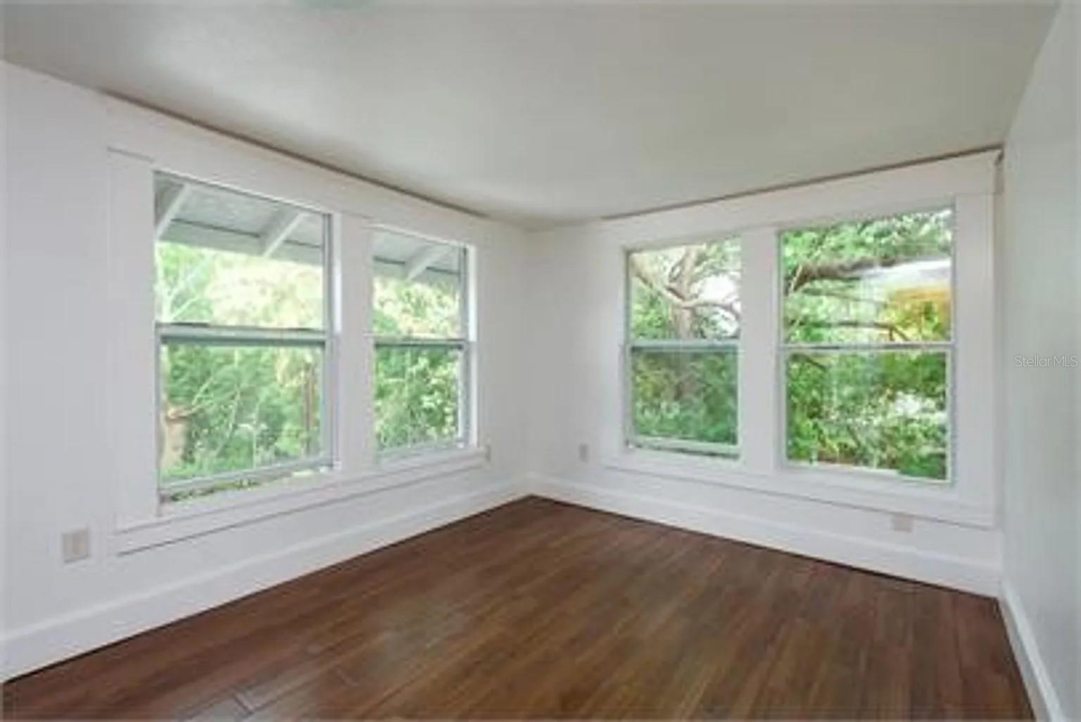Image 15 of 25 For 713 Newport Avenue C