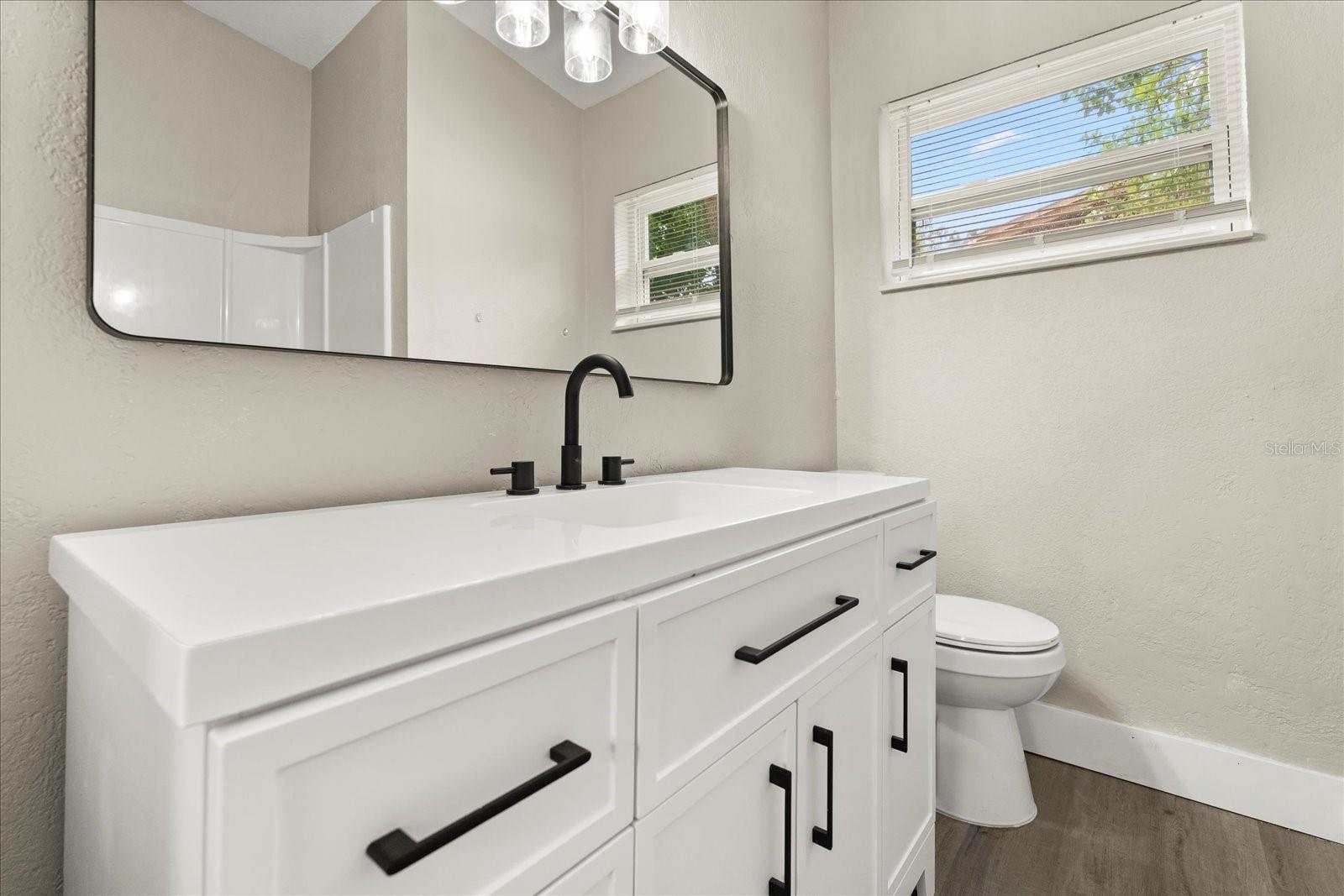 Image 18 of 27 For 6113 Hialeah Street