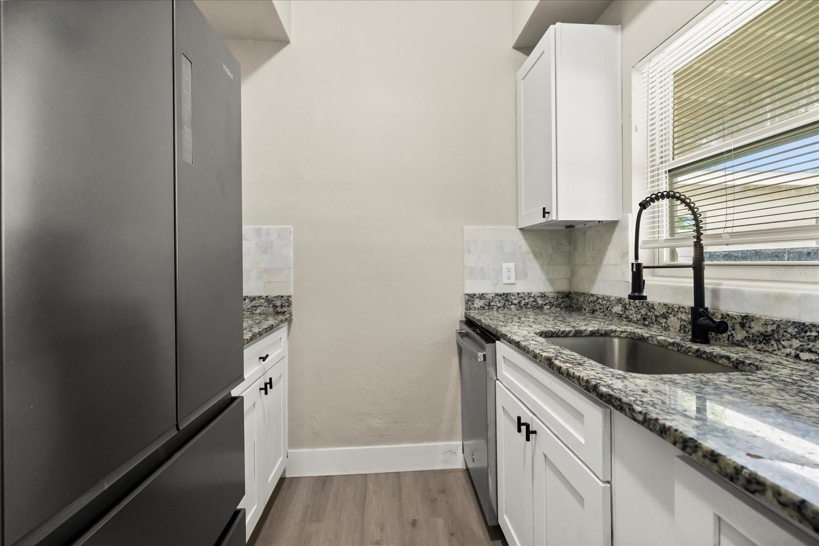Image 8 of 27 For 6113 Hialeah Street
