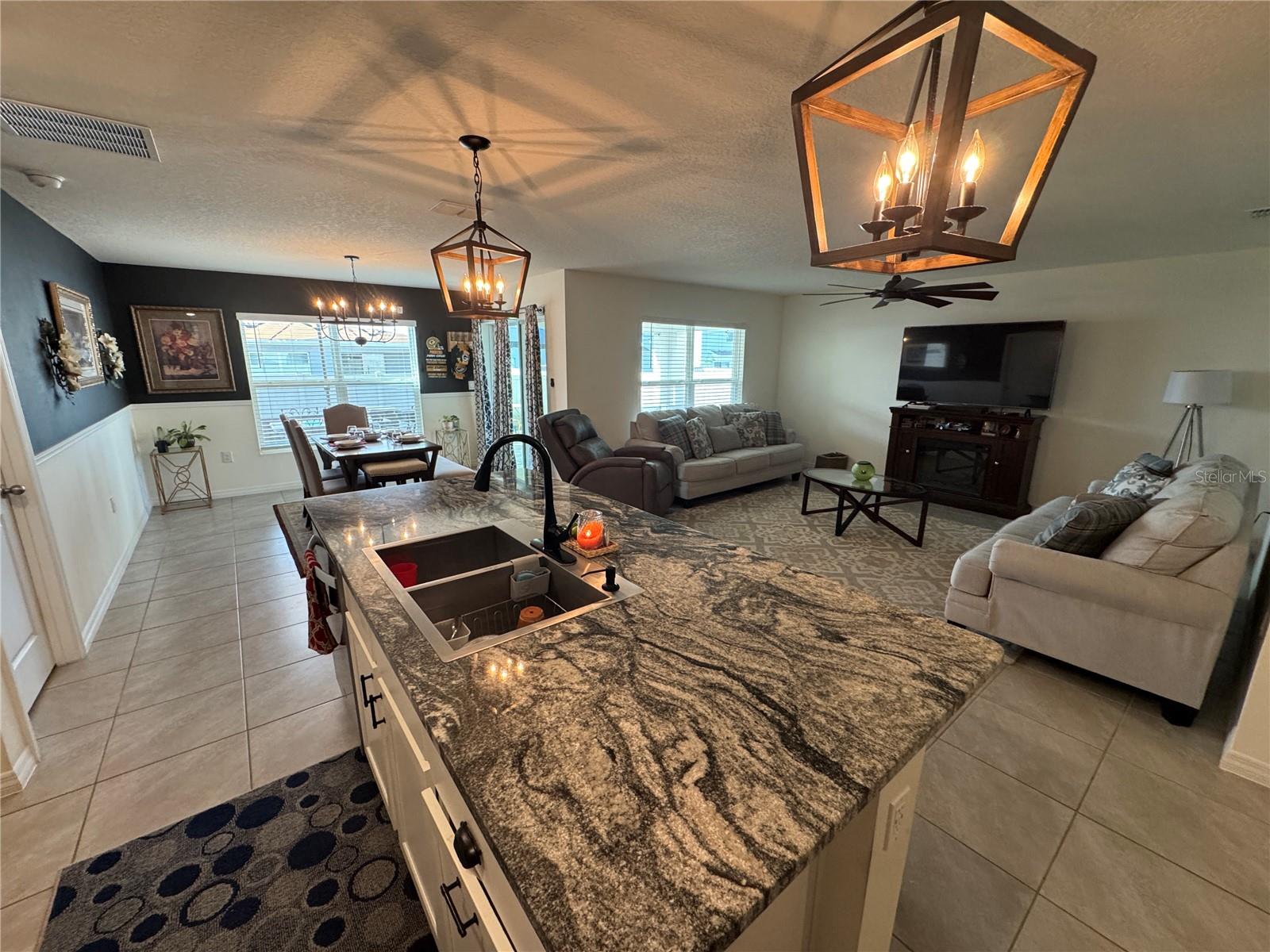 Image 15 of 22 For 6938 111th Place