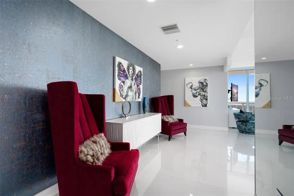 Image 7 of 27 For 150 Robinson Street 29b