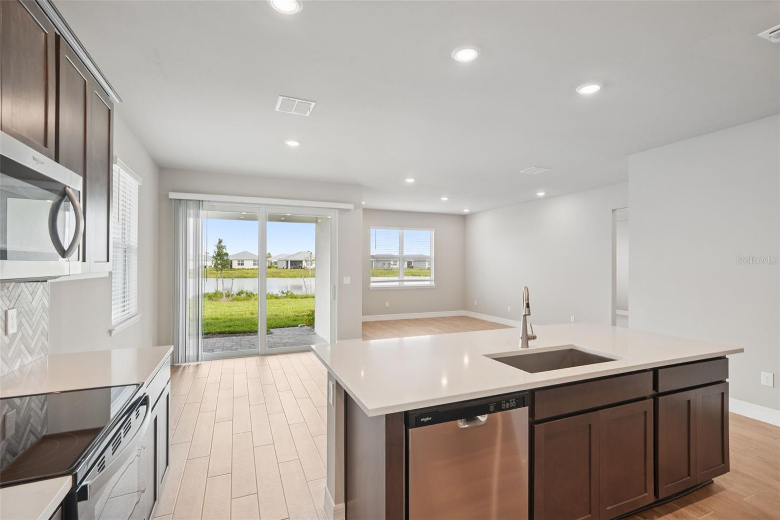 Image 13 of 42 For 44314 Frontier Drive