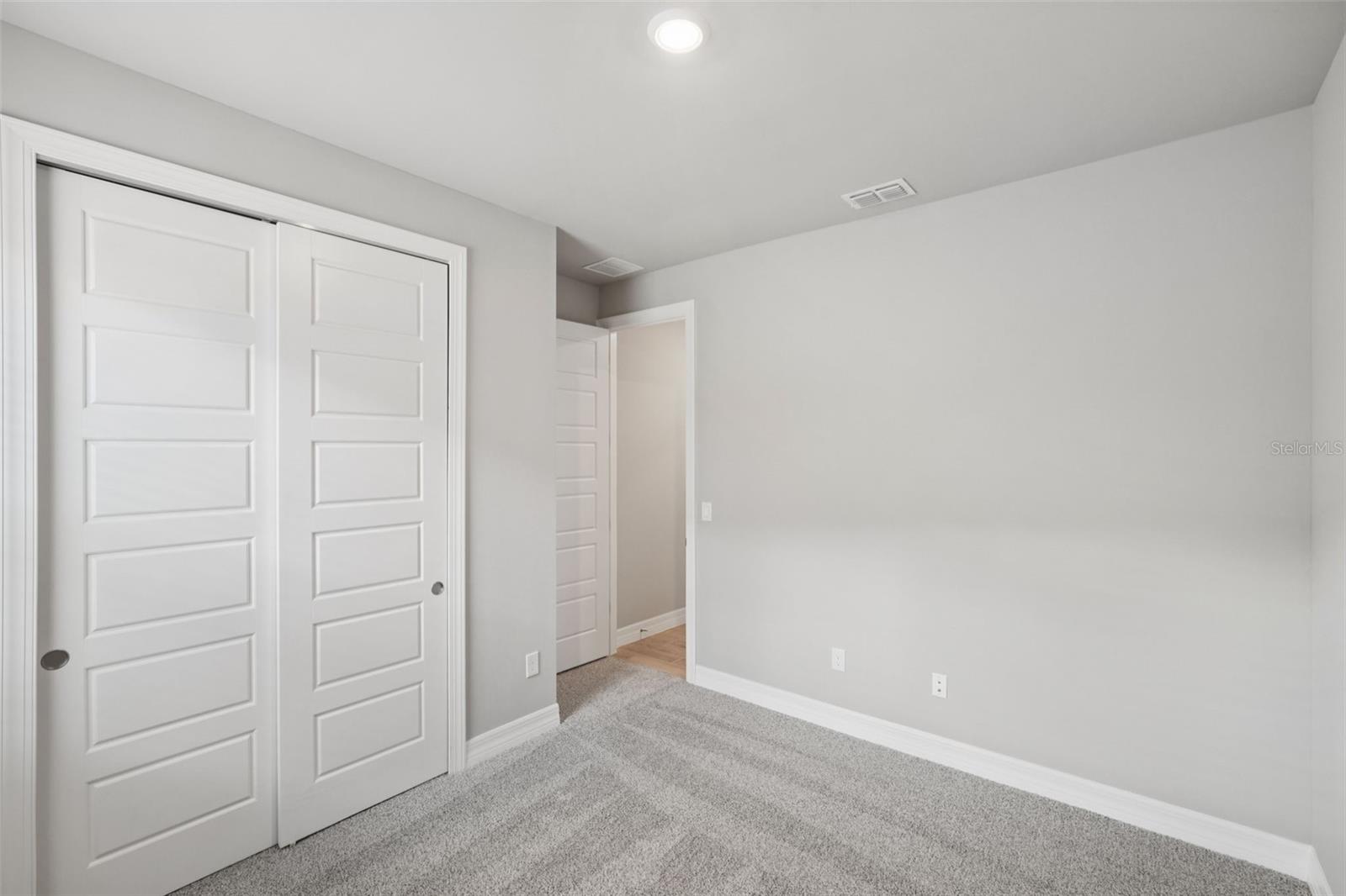 Image 22 of 42 For 44314 Frontier Drive