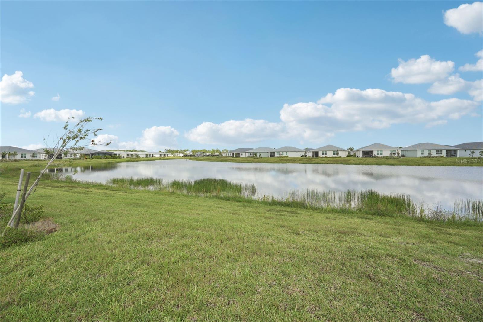 Image 33 of 42 For 44314 Frontier Drive