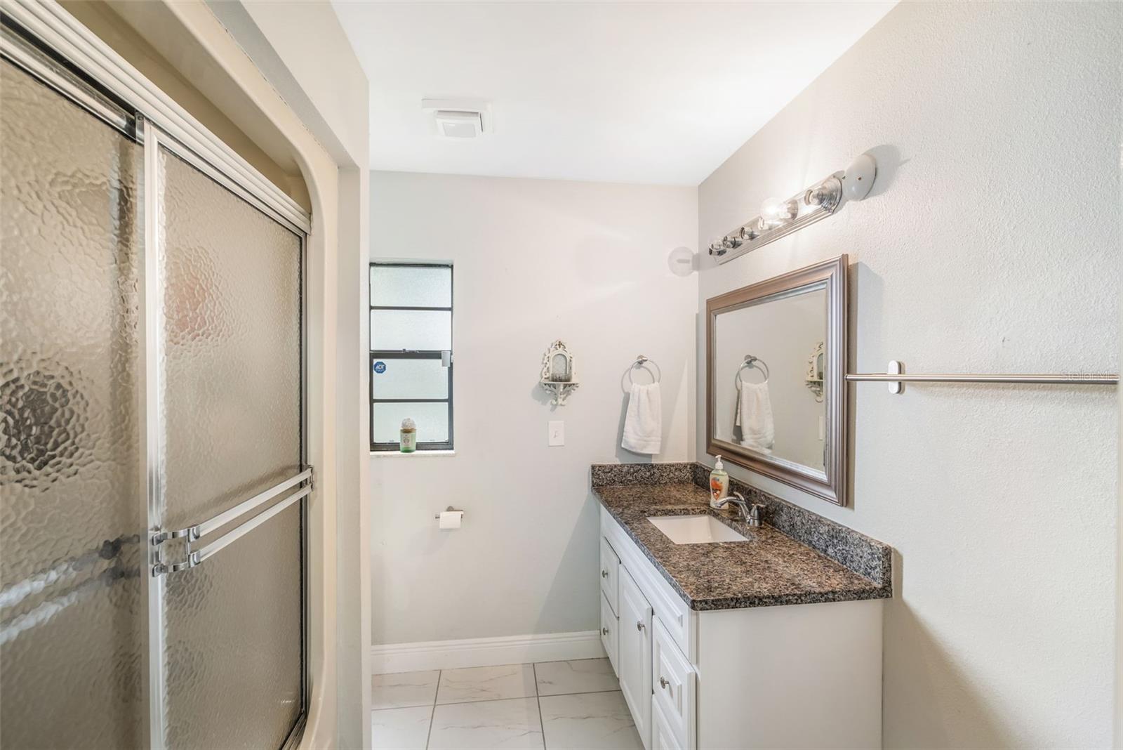 Image 21 of 42 For 1760 12th Street
