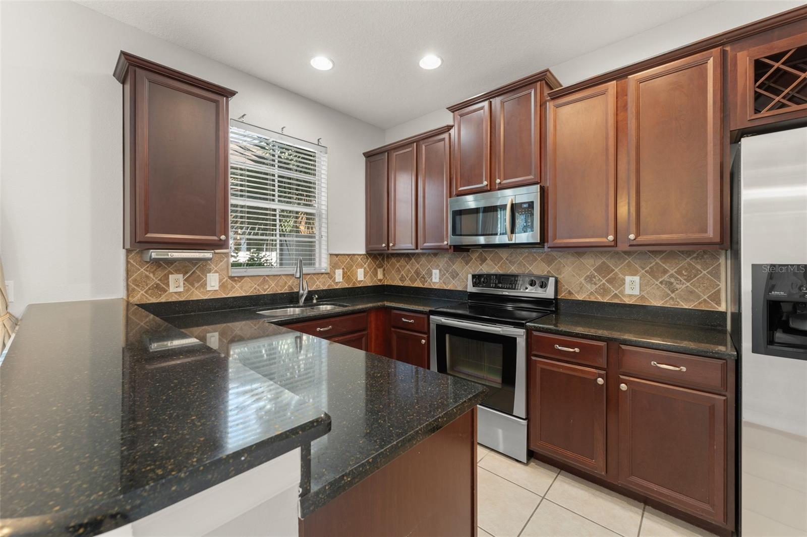 Image 13 of 41 For 9434 Tawnyberry Street