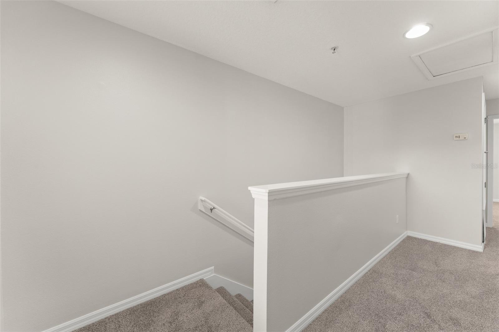 Image 21 of 41 For 9434 Tawnyberry Street