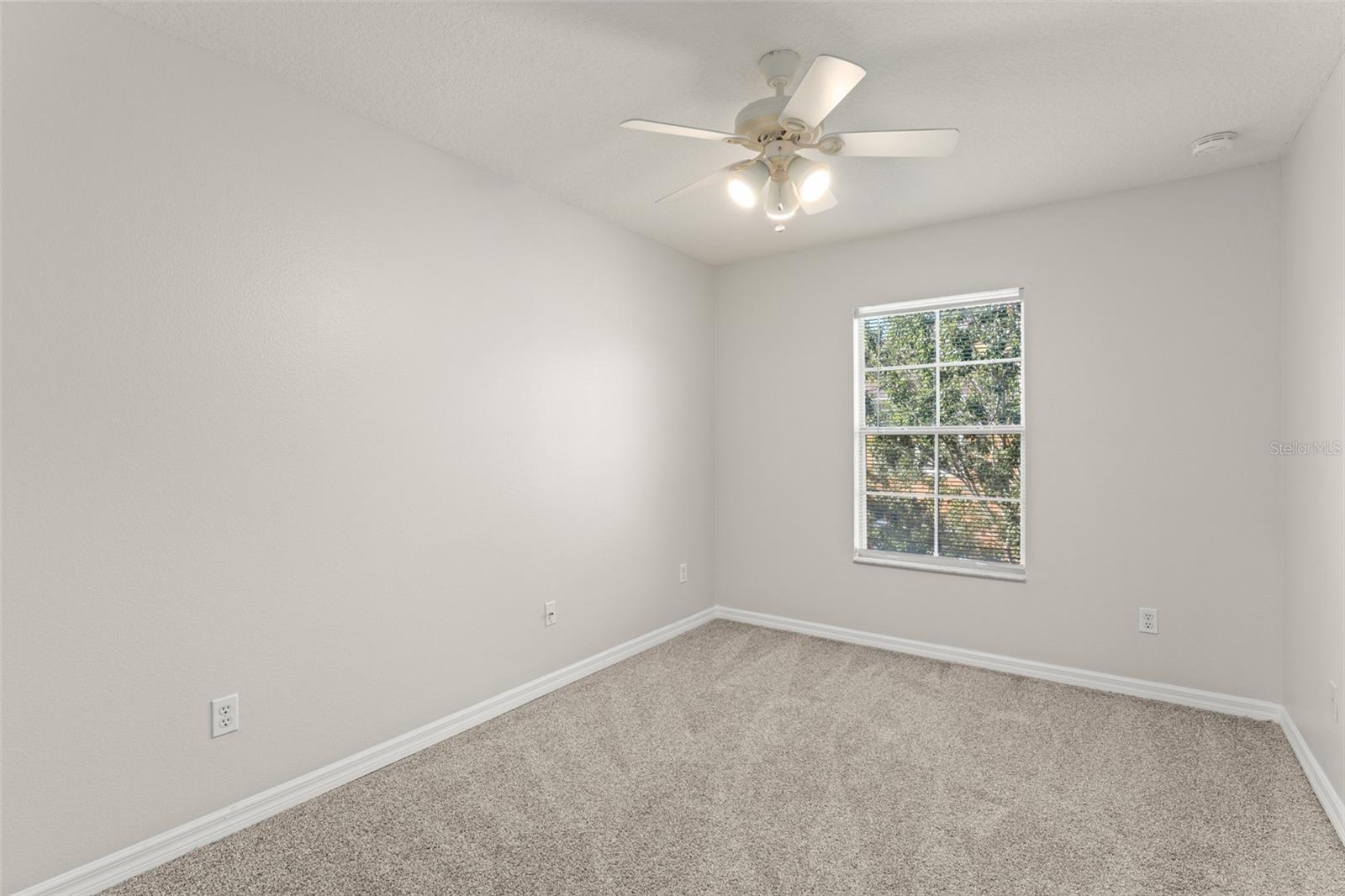 Image 34 of 41 For 9434 Tawnyberry Street