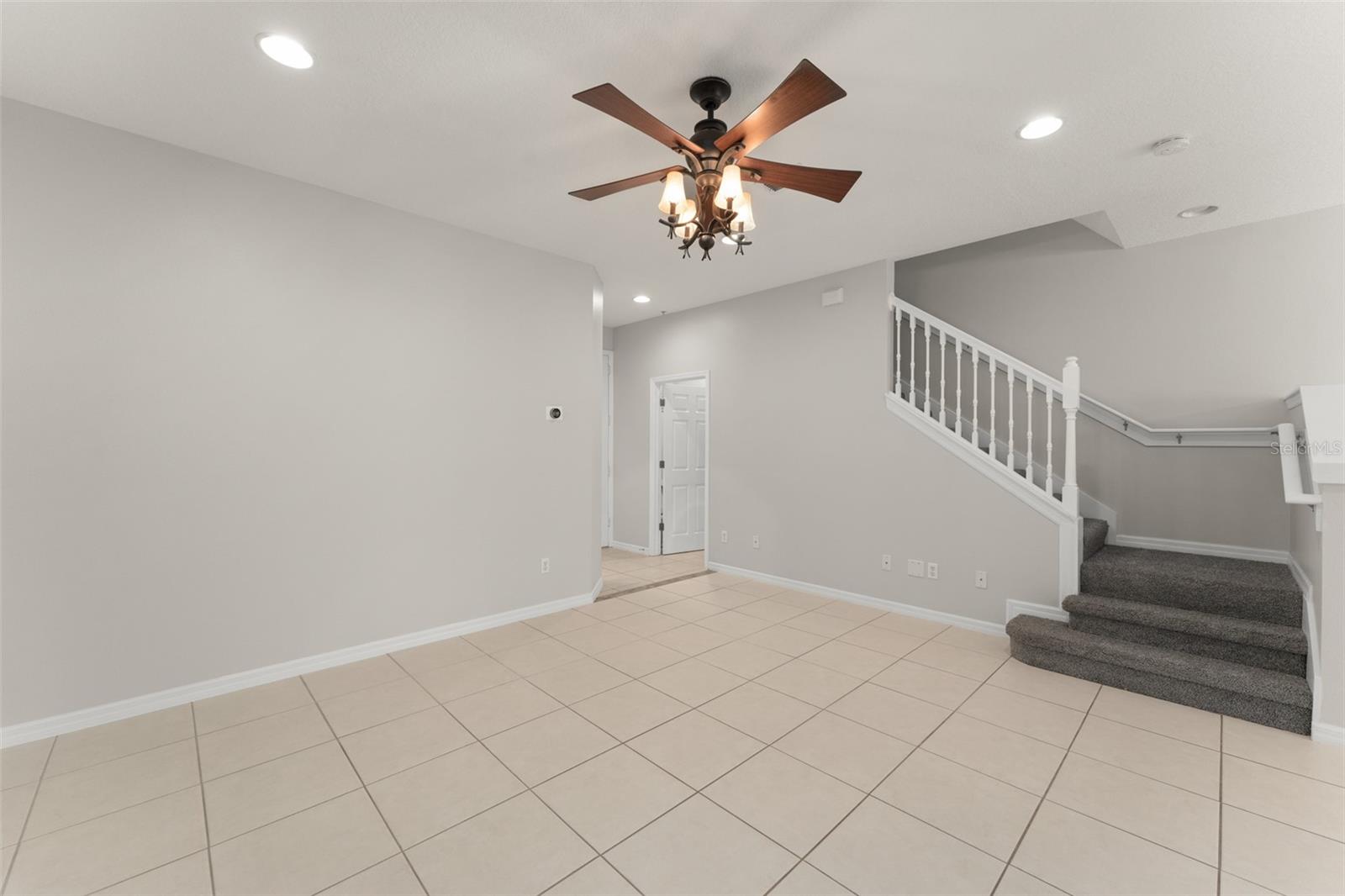 Image 9 of 41 For 9434 Tawnyberry Street