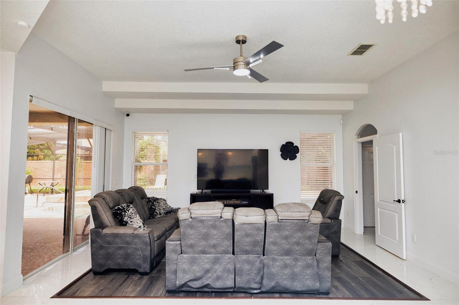 Image 16 of 41 For 626 Duff Drive