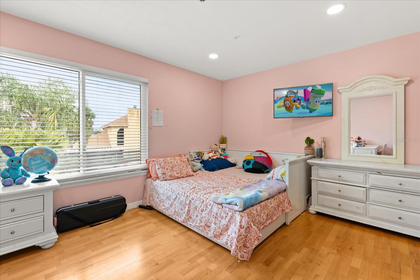 Image 21 of 38 For 12648 Oldcastle Drive