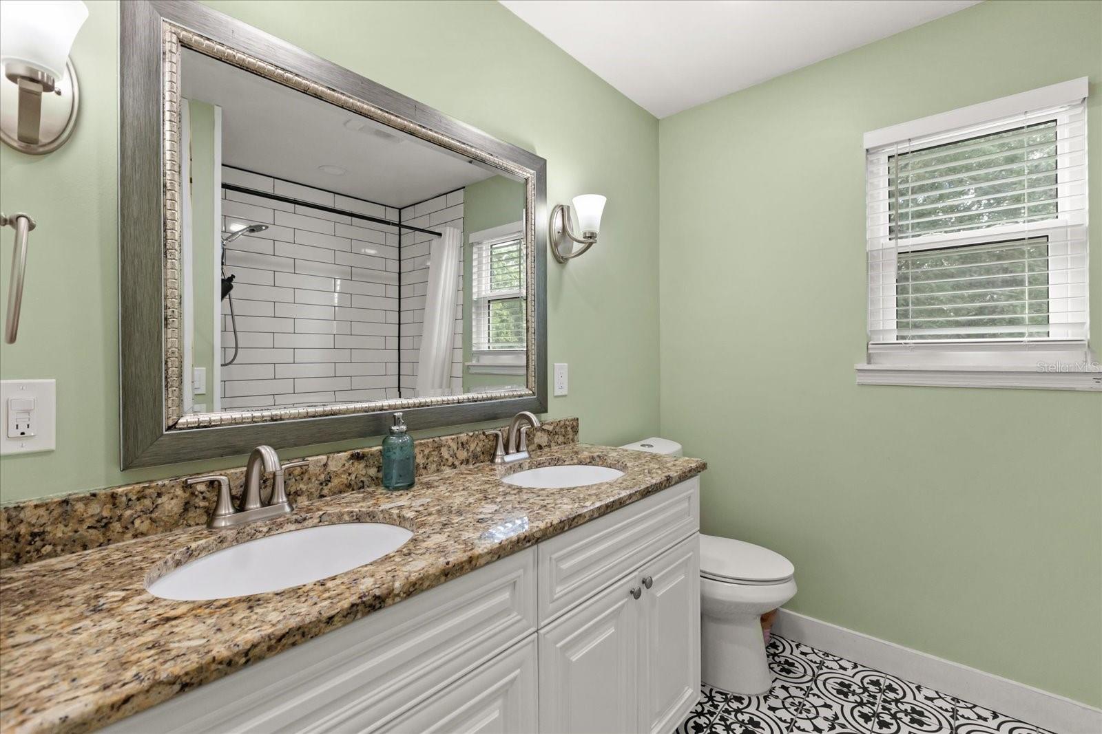 Image 23 of 38 For 12648 Oldcastle Drive