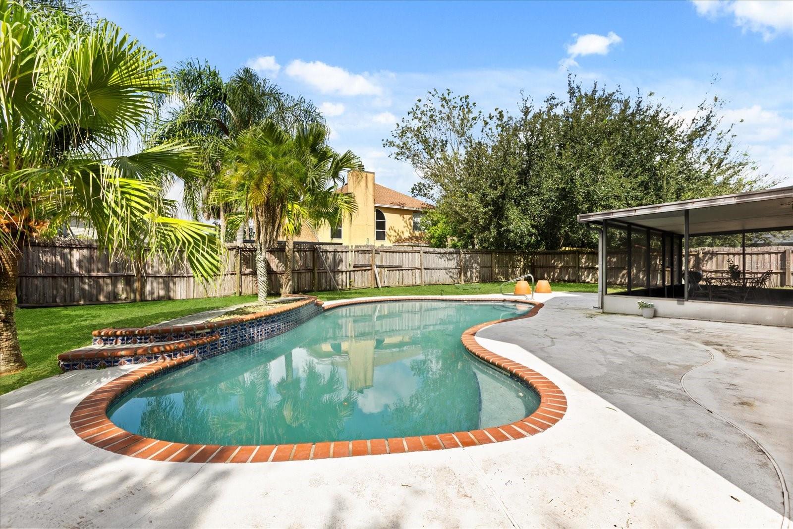 Image 29 of 38 For 12648 Oldcastle Drive