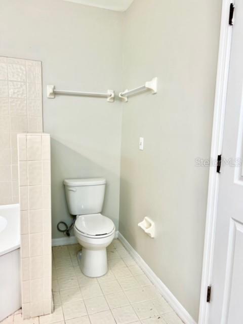 Image 23 of 45 For 1255 Lake Willisara Circle Ge