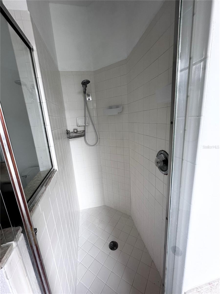 Image 21 of 25 For 3880 Becontree Place