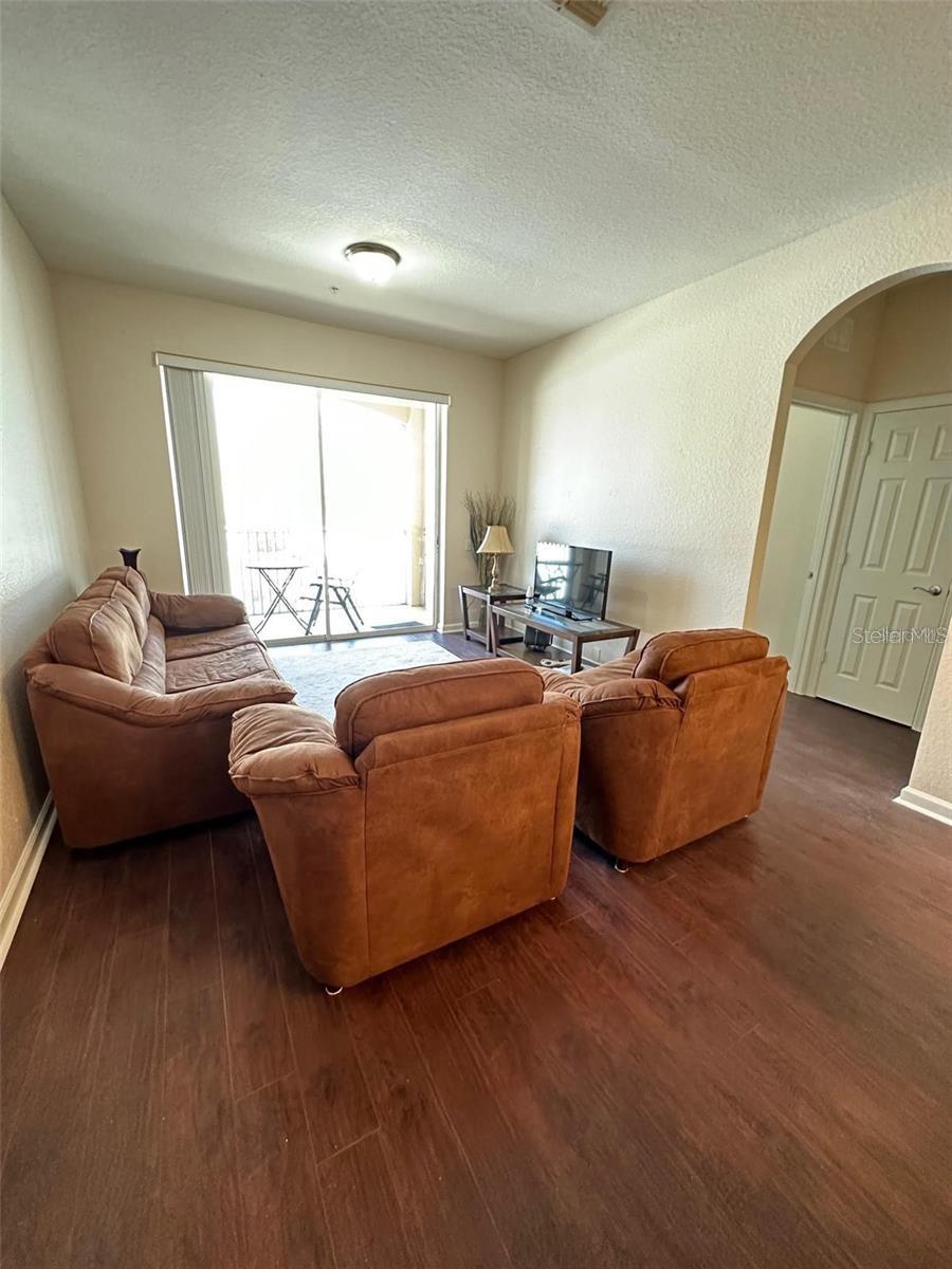 Image 5 of 22 For 6466 Cava Alta Drive 201