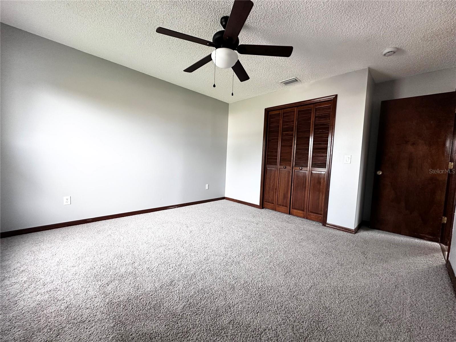 Image 18 of 26 For 947 Atmore Circle