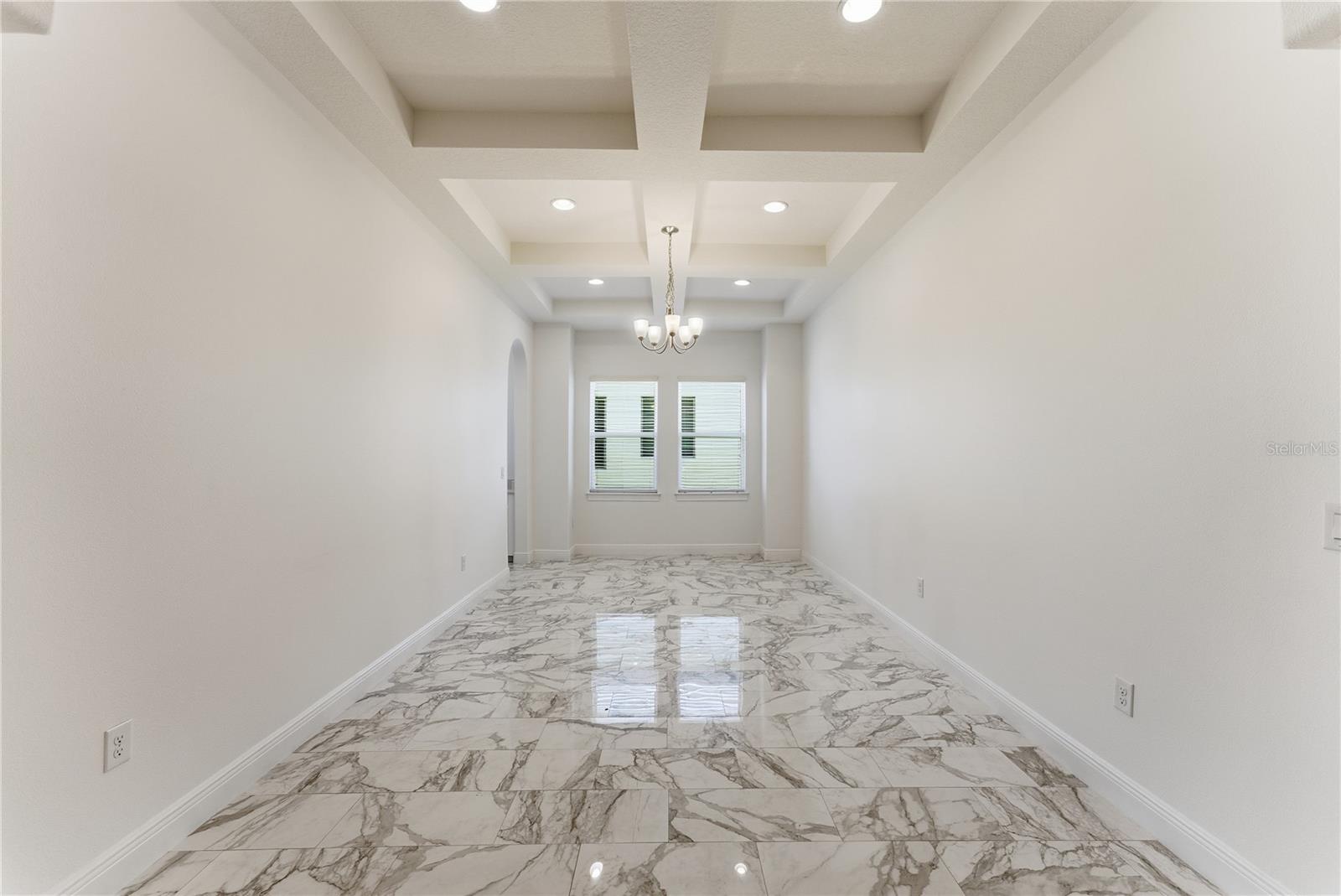 Listing photo id 16 for 1514 Arden Oaks Drive