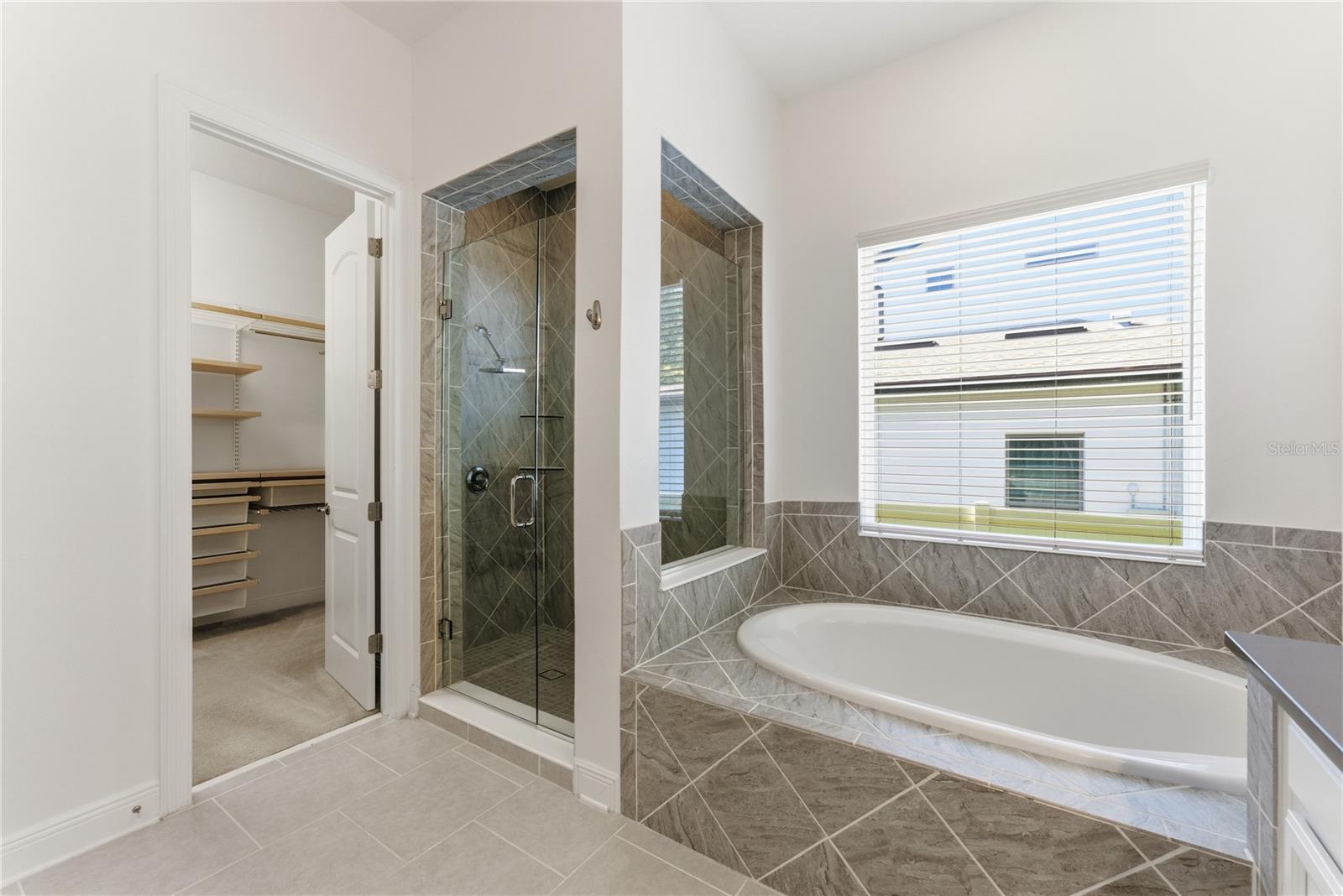 Listing photo id 22 for 1514 Arden Oaks Drive