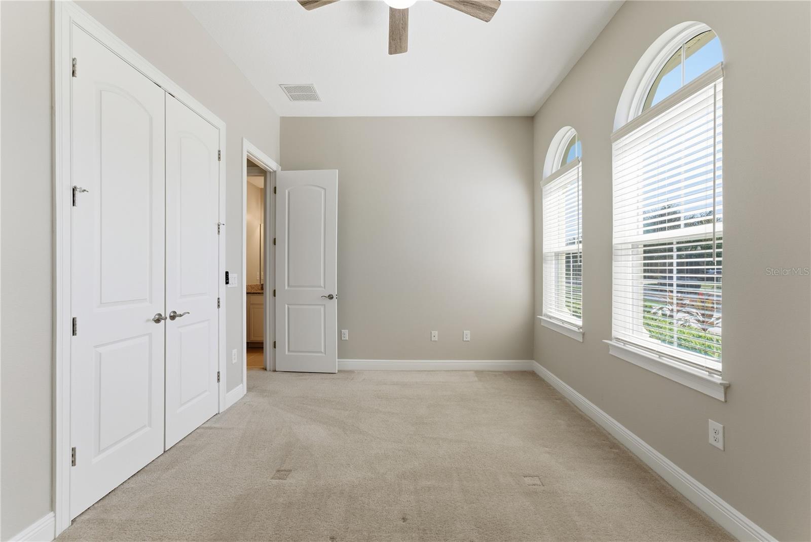 Listing photo id 24 for 1514 Arden Oaks Drive