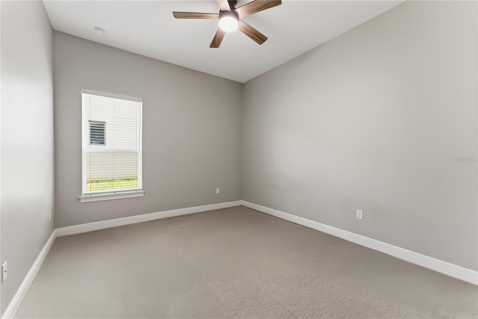 Listing photo id 31 for 1514 Arden Oaks Drive