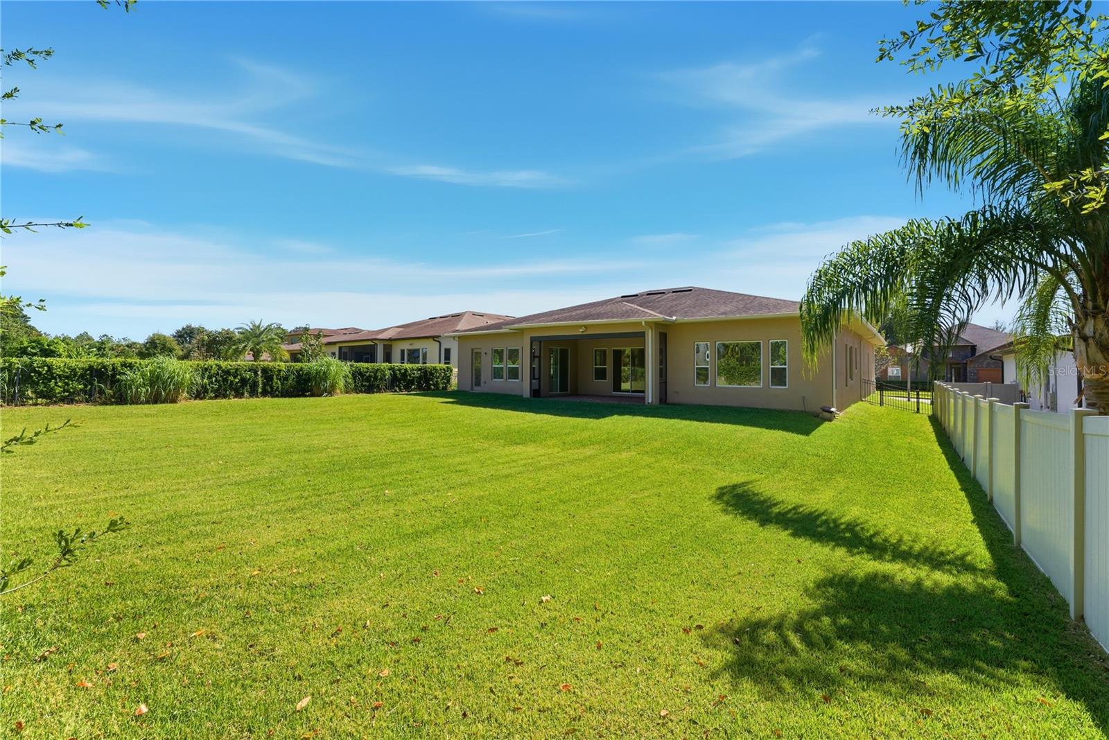 Listing photo id 34 for 1514 Arden Oaks Drive